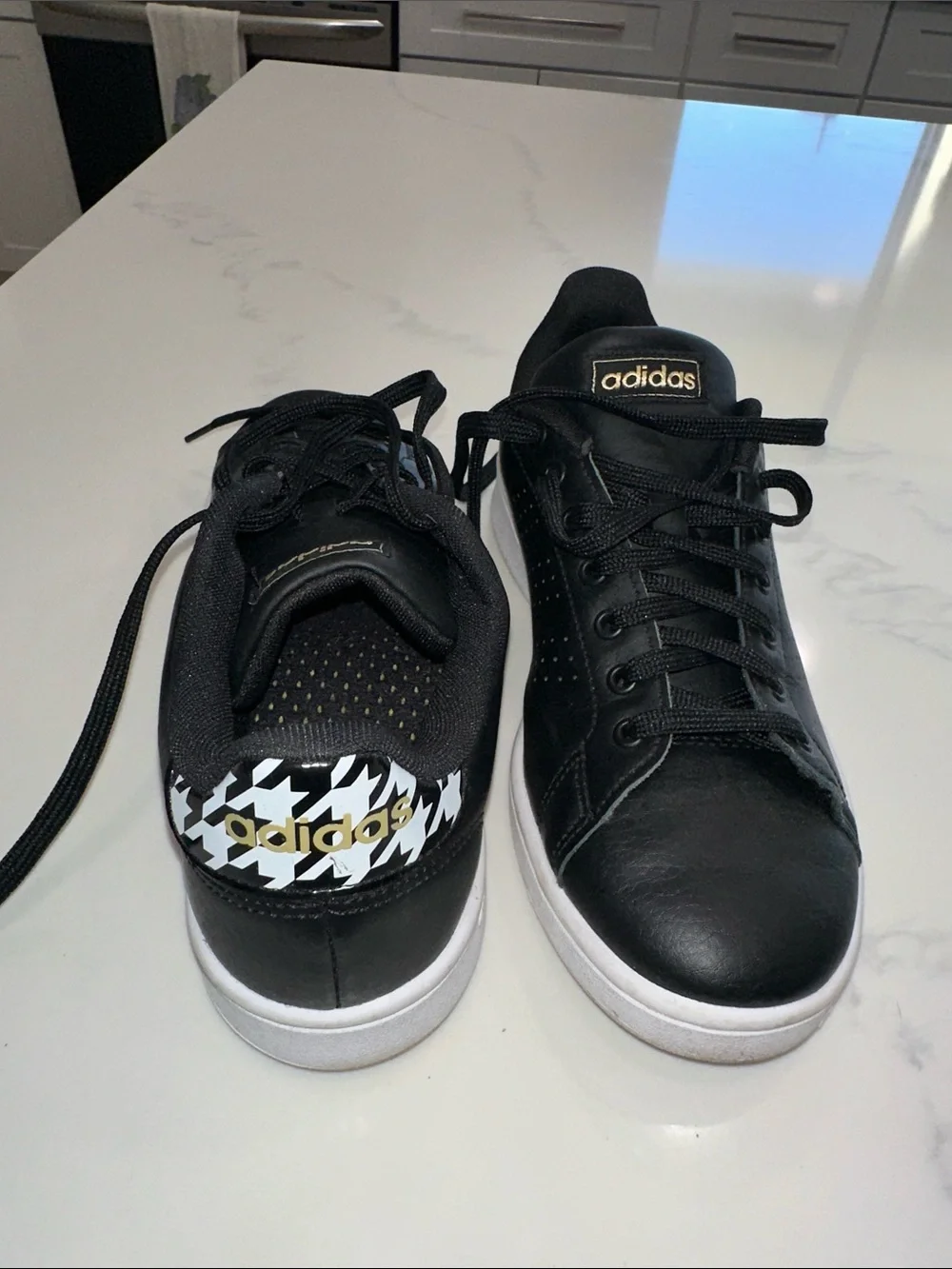 ADIDAS SIZE 9 BLACK HOUNDSTOOTH DETAIL LEATHER CLOUDFOAM SNEAKERS SHOES RUNNERS